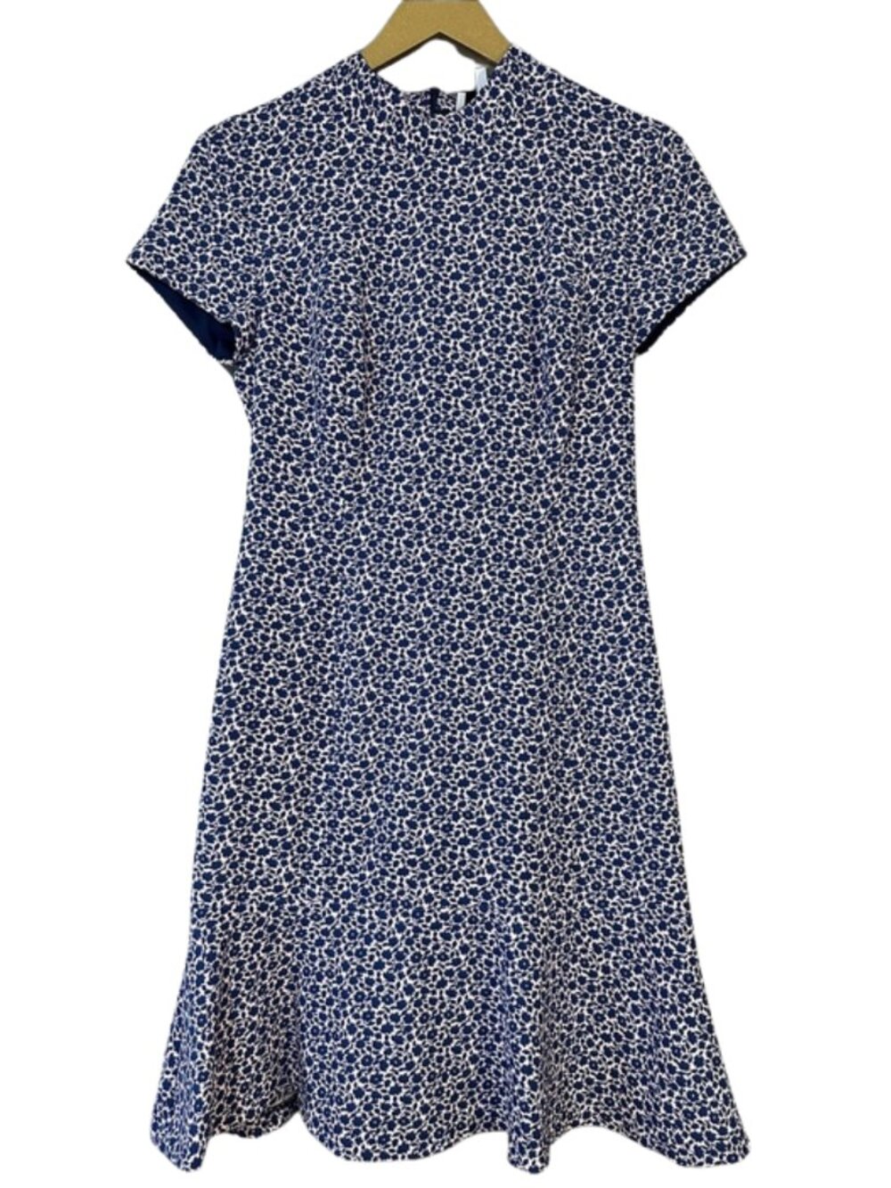 Lark & Ro Blue Navy Ditsy Floral Dress Size 6 Spring Wedding Guest